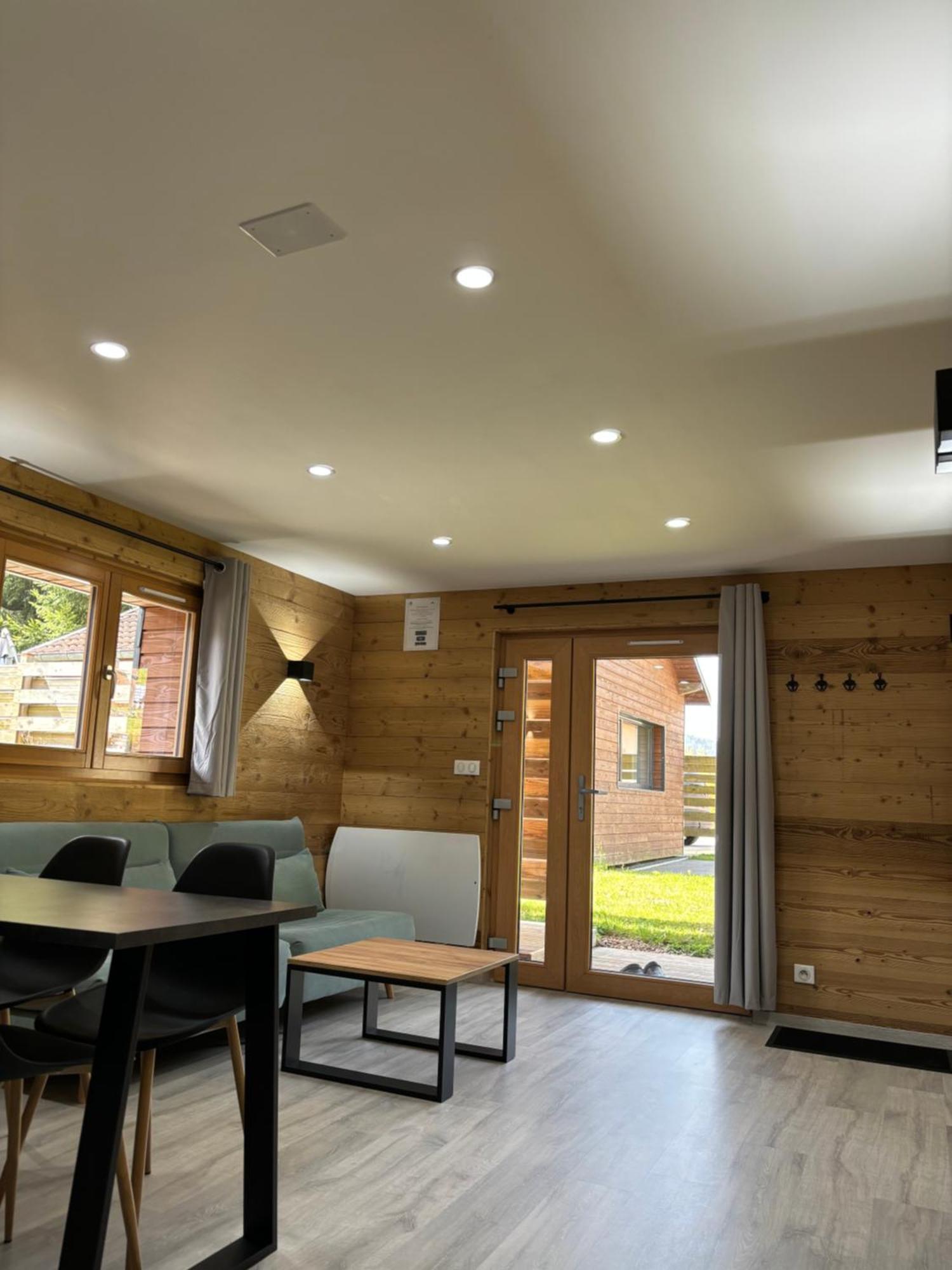 Chalets Du Bouchot & Jacuzzi Privatif Proximite Gerardmer & La Bresse Rochesson Zewnętrze zdjęcie
